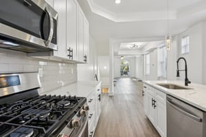 N Montford Ave-S1804-014.jpg