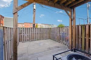 N Montford Ave-S1804-031.jpg