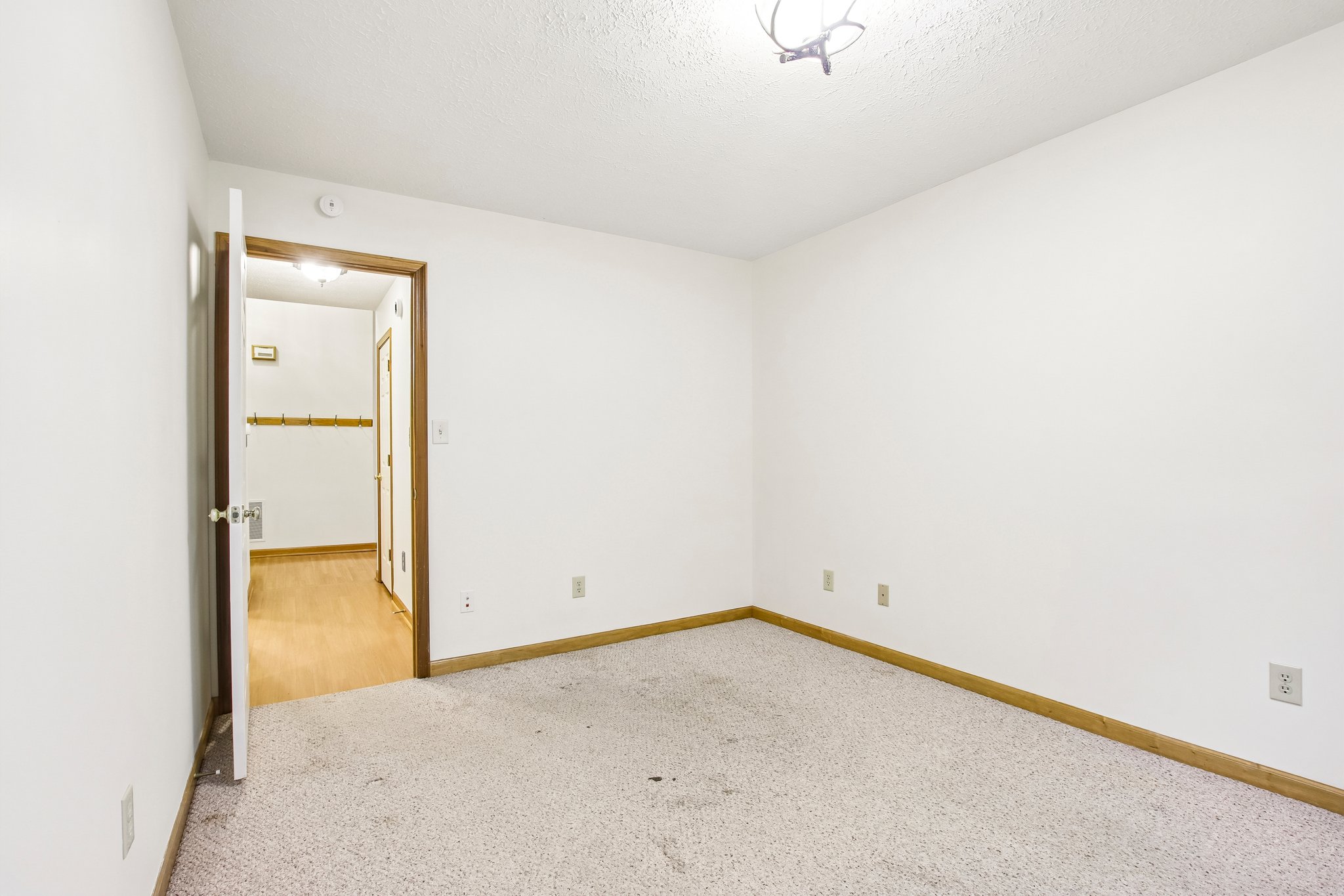 S Huber St-S2804-030.jpg