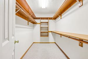 S Huber St-S2804-019.jpg