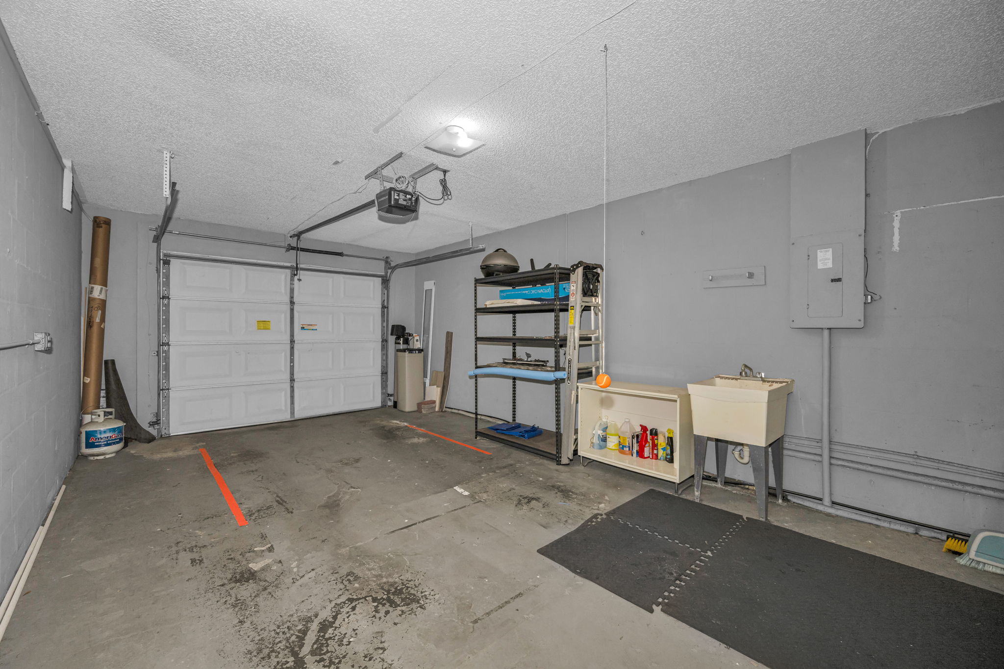 Garage 1