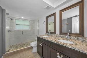 Upper Level Primary Bathroom 1a