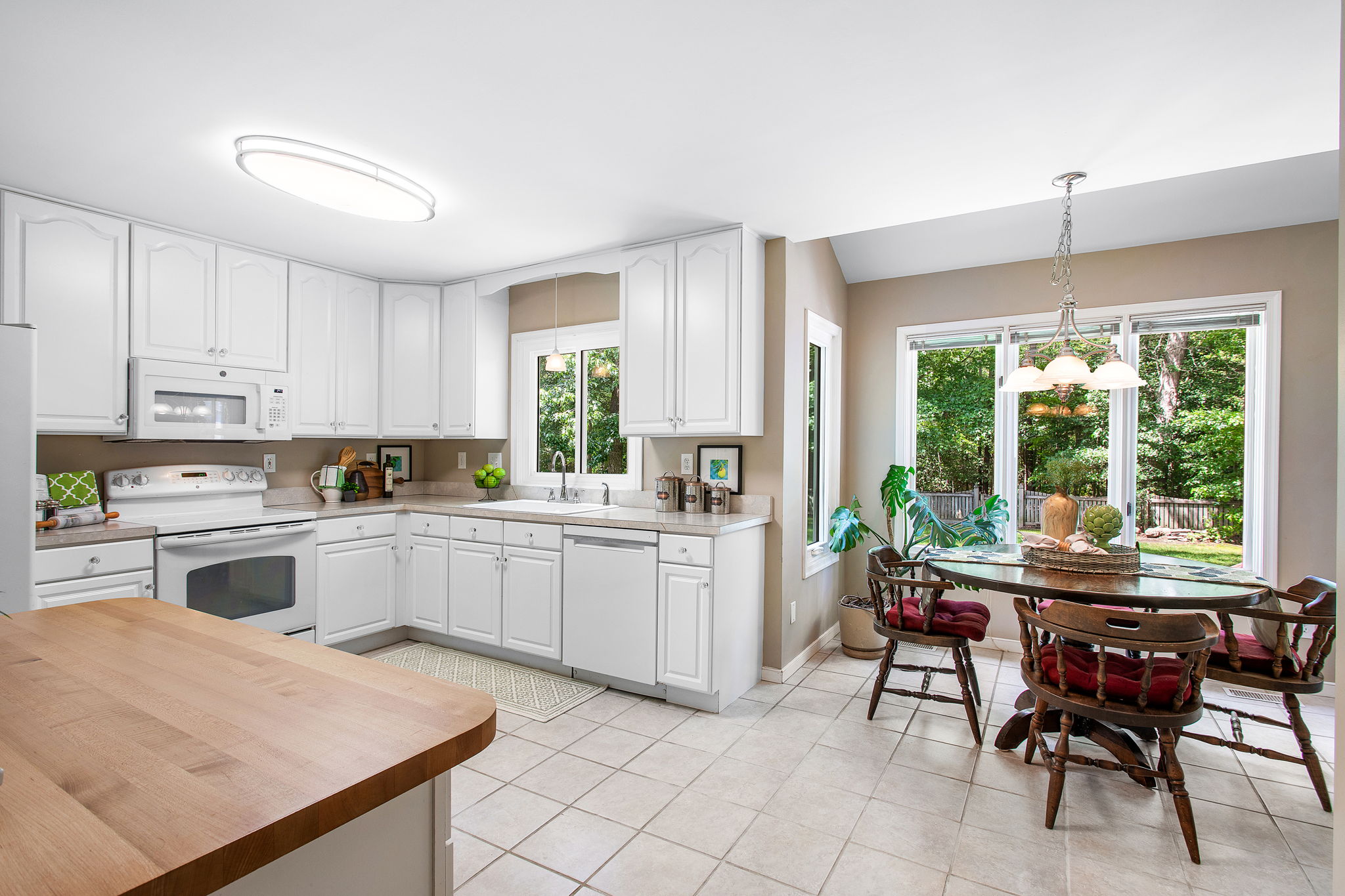 10-Kitchen
