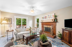07-Family Room