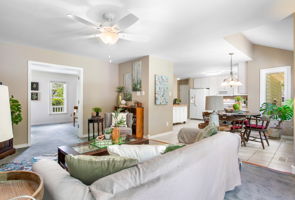 09-Family Room
