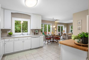 13-Kitchen