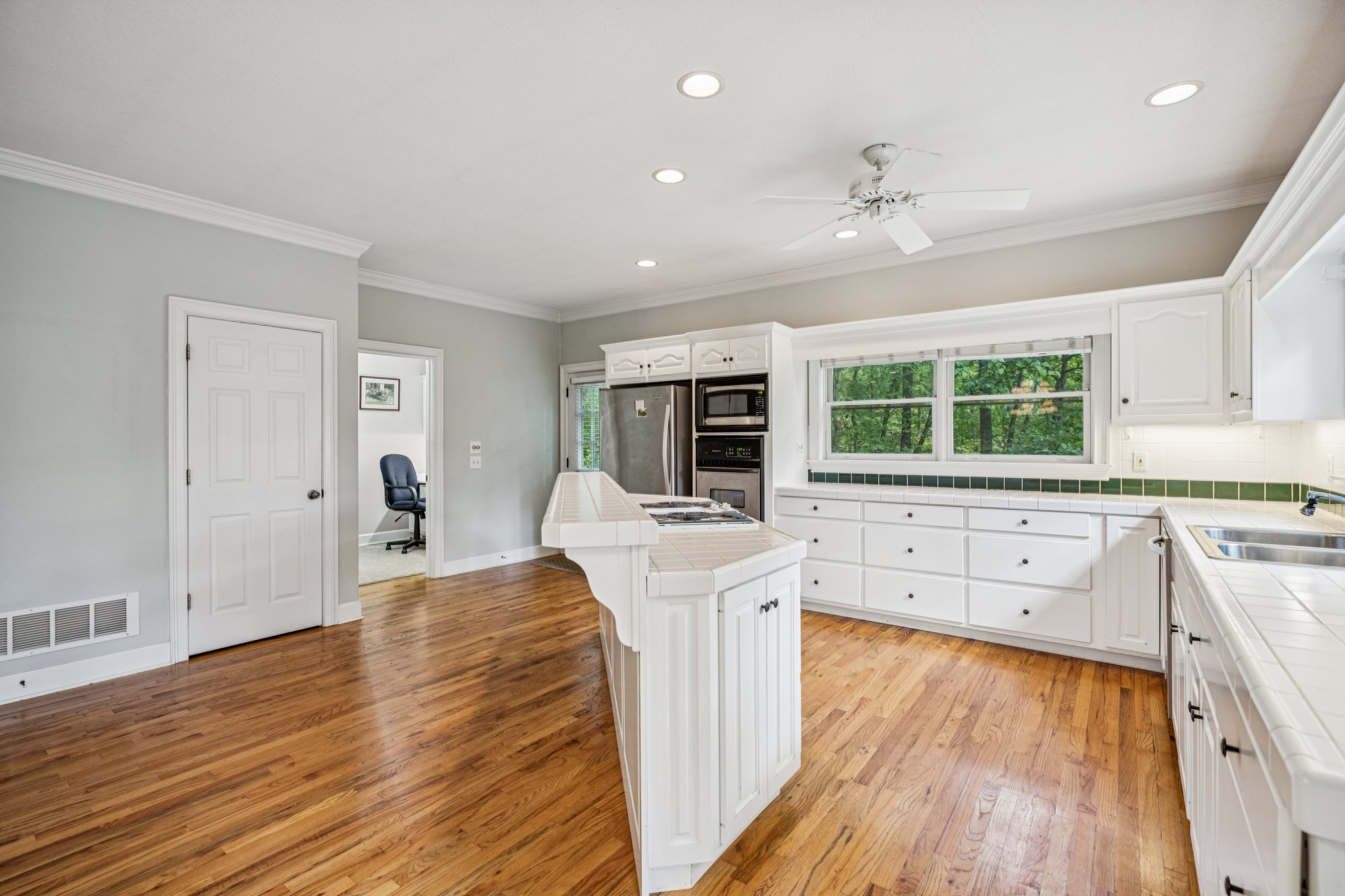 Local_Flavor_films-916 Sautee Trail, Sautee Nacoochee, GA 30571-161.jpg