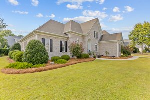 916 Wickham Dr, Winterville, NC 28590, USA Photo 10
