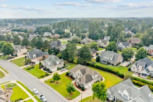 916 Wickham Dr, Winterville, NC 28590, USA Photo 3