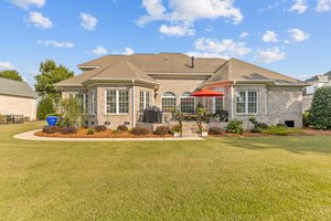 916 Wickham Dr, Winterville, NC 28590, USA Photo 12