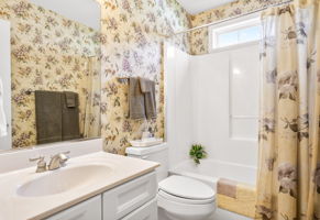 22-Hall Bath