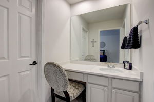 Wadsworth Ct-023