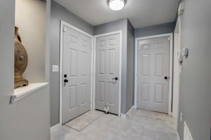 Wadsworth Ct-005