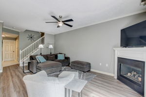 Wadsworth Ct-010
