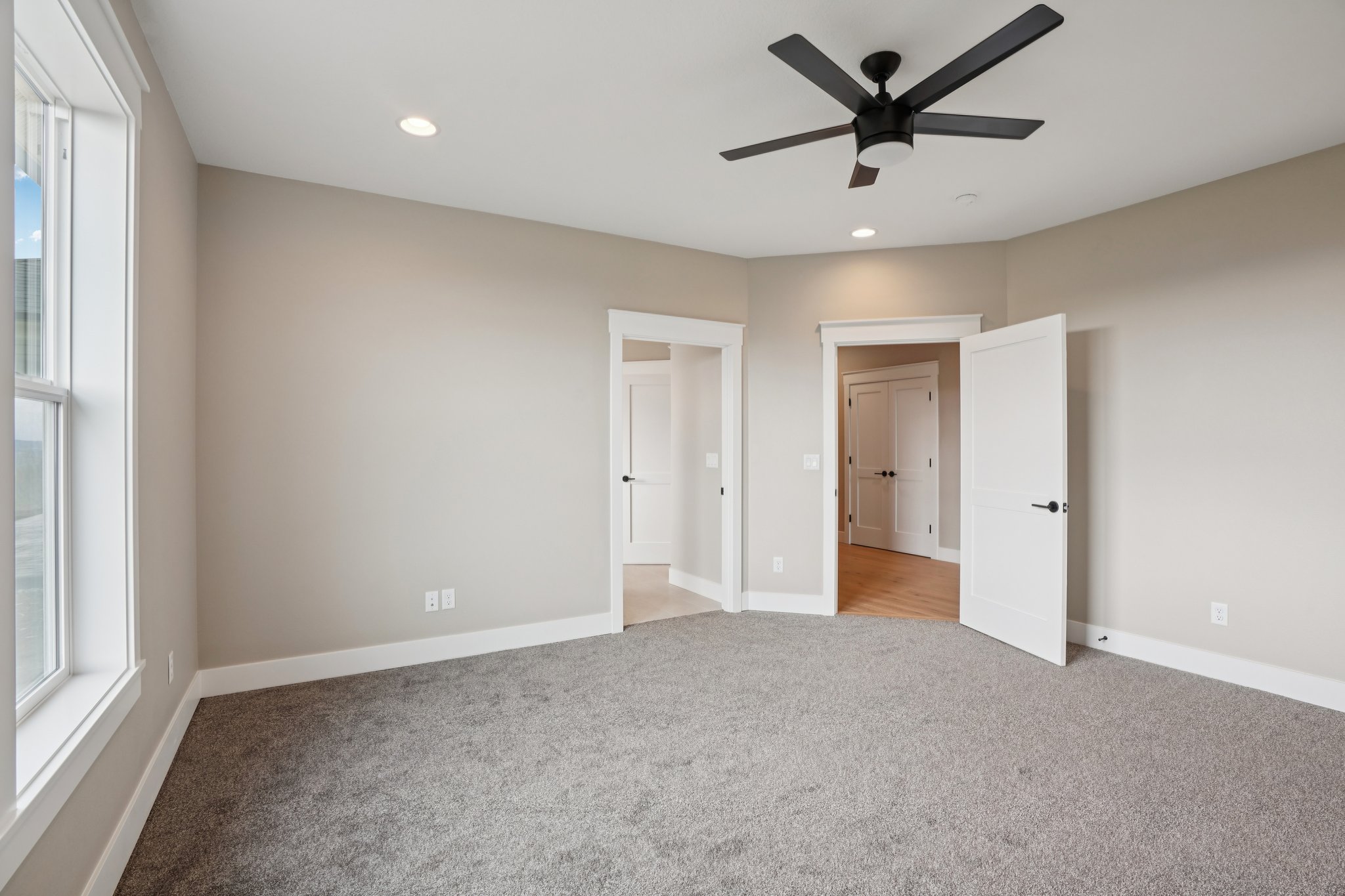 Confer Rd-S1803-041.jpg