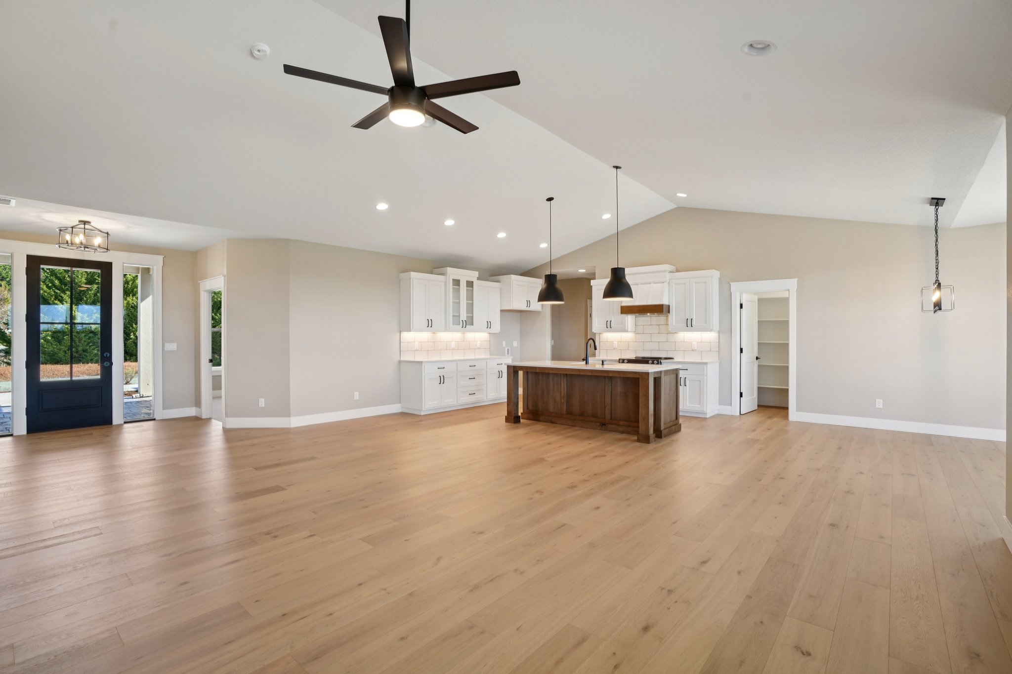 Confer Rd-S0604-018.jpg