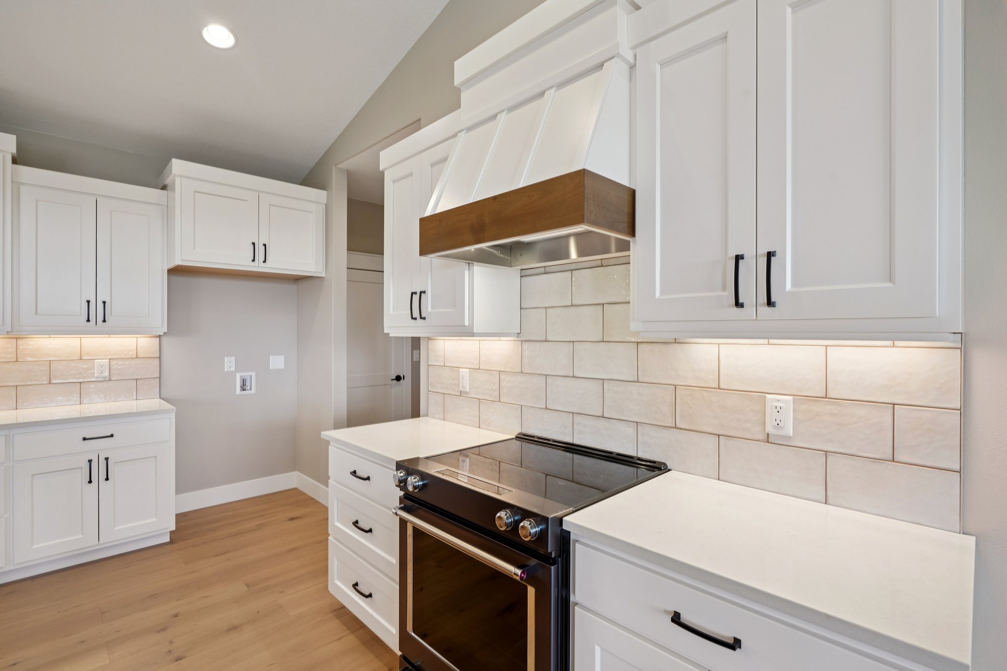 Confer Rd-S0604-030.jpg