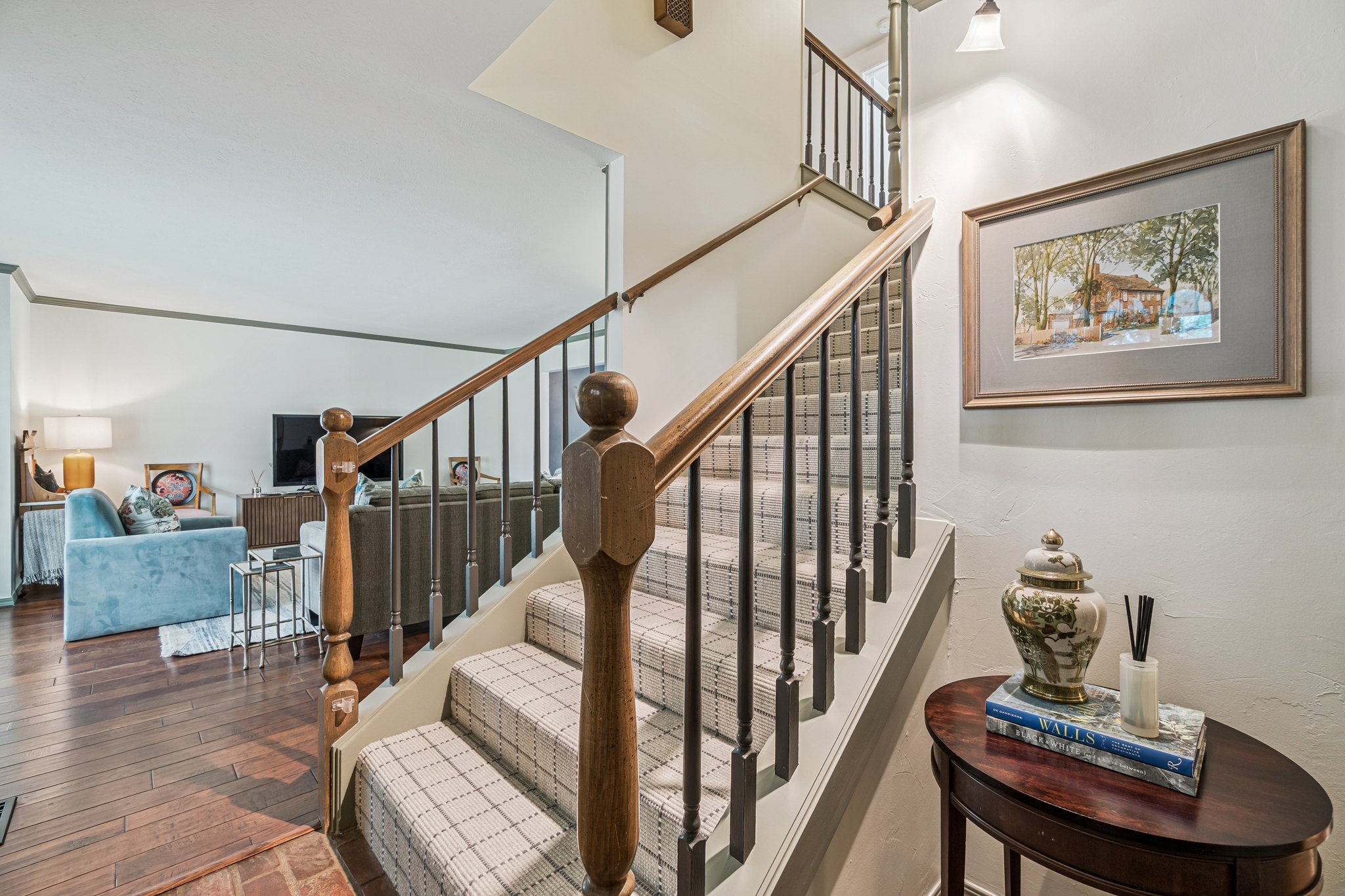 917 E 11th St_004.jpg