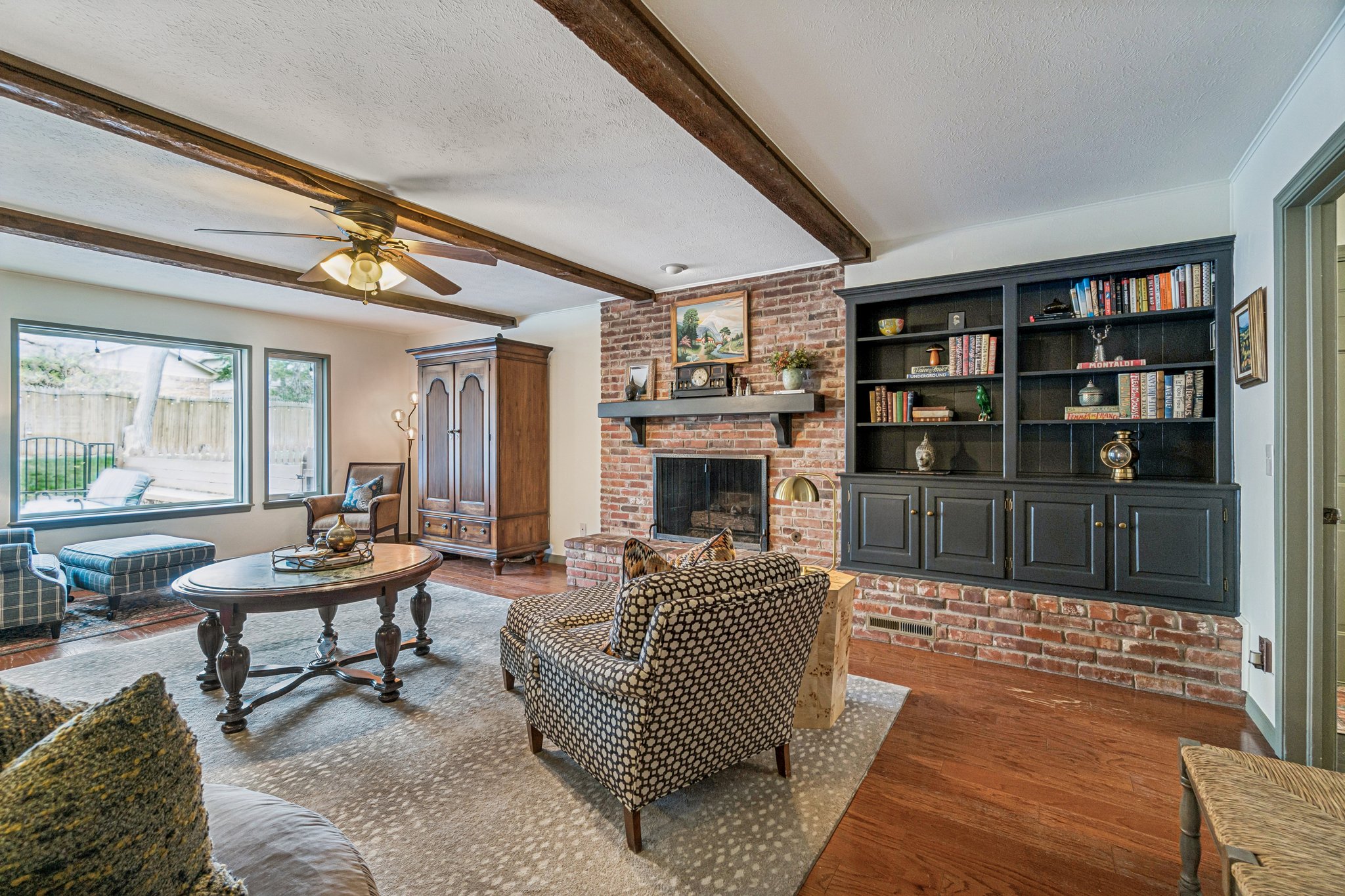 917 E 11th St_012.jpg