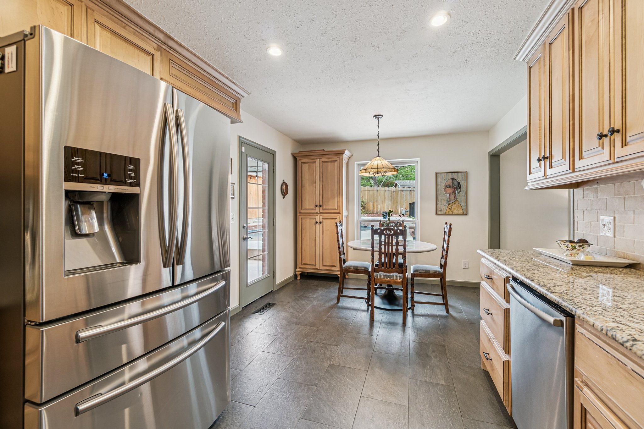 917 E 11th St_022.jpg