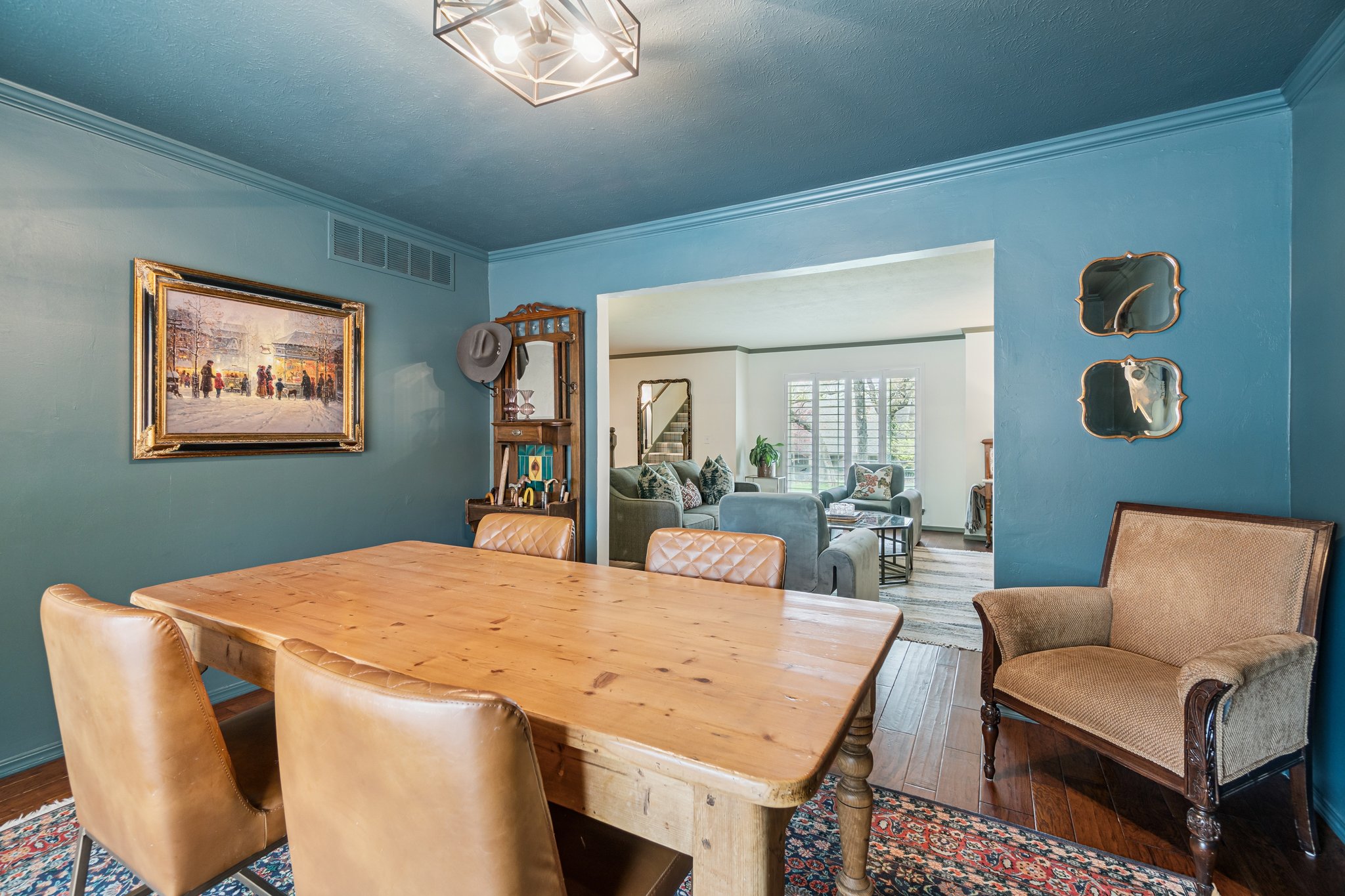 917 E 11th St_025.jpg