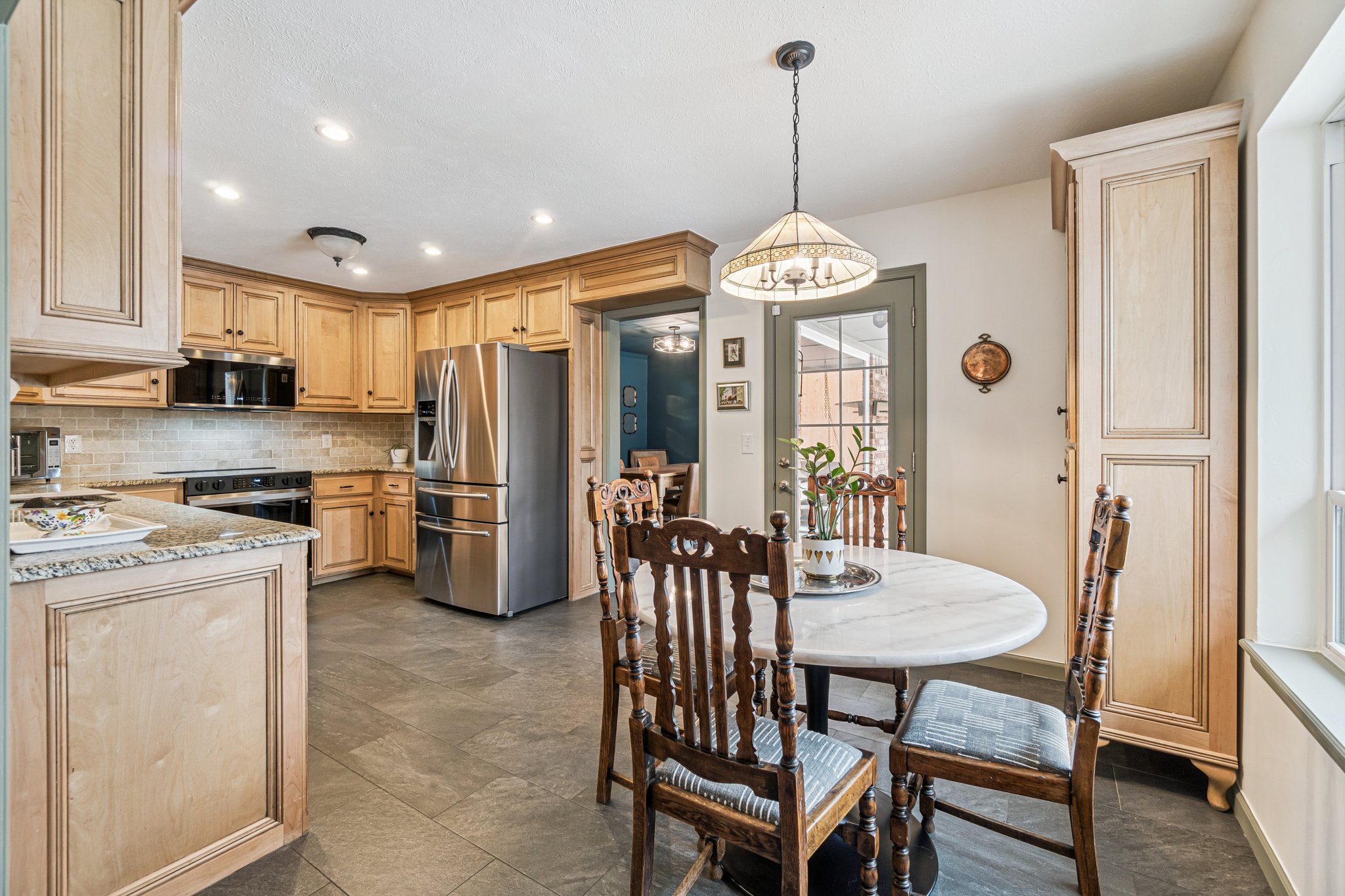 917 E 11th St_030.jpg