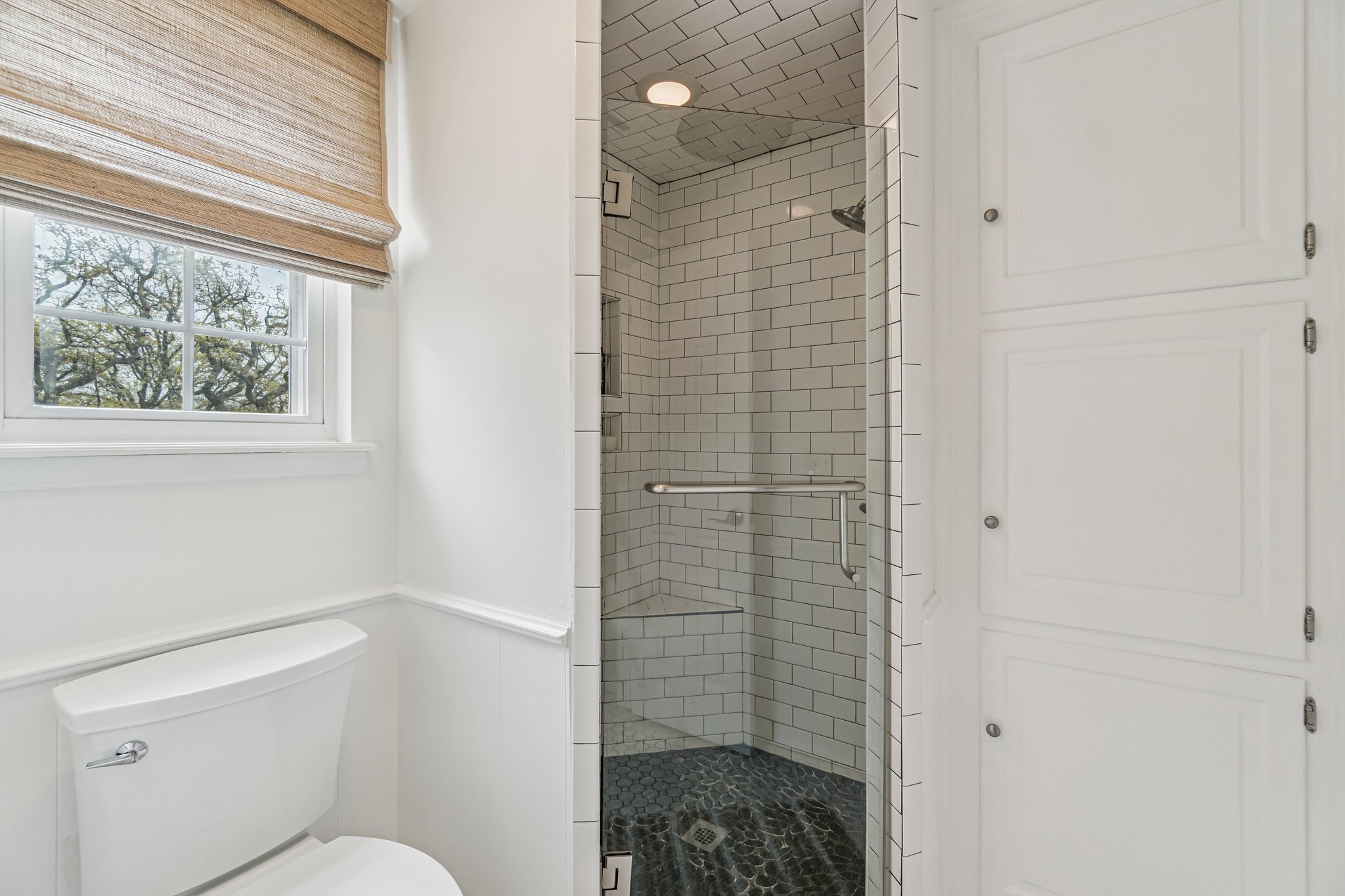 917 E 11th St_038.jpg