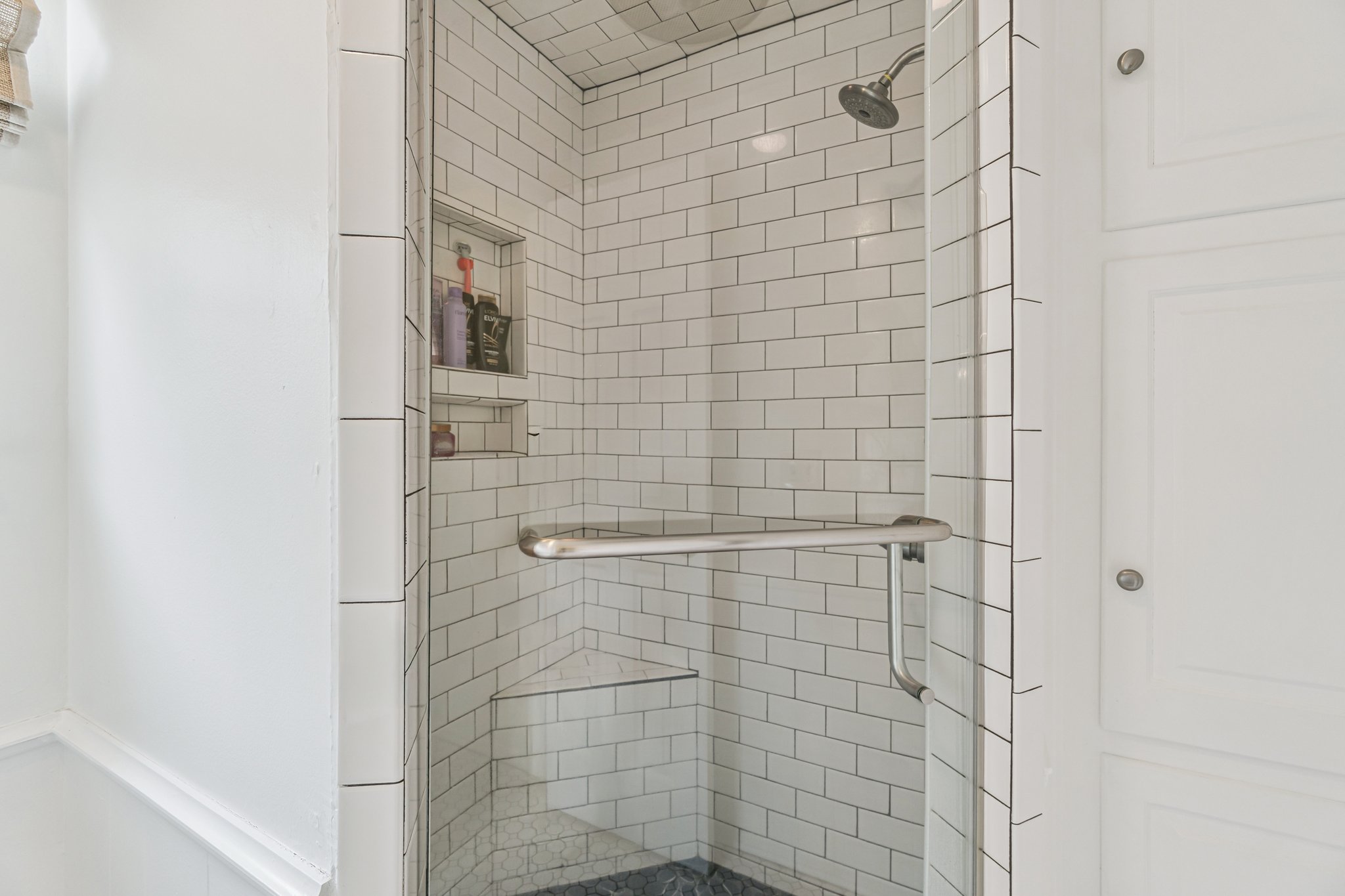 917 E 11th St_039.jpg