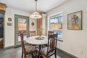 917 E 11th St_029.jpg