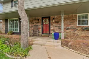 917 E 11th St_007 (2).jpg