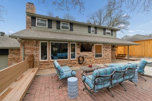 917 E 11th St_012 (2).jpg