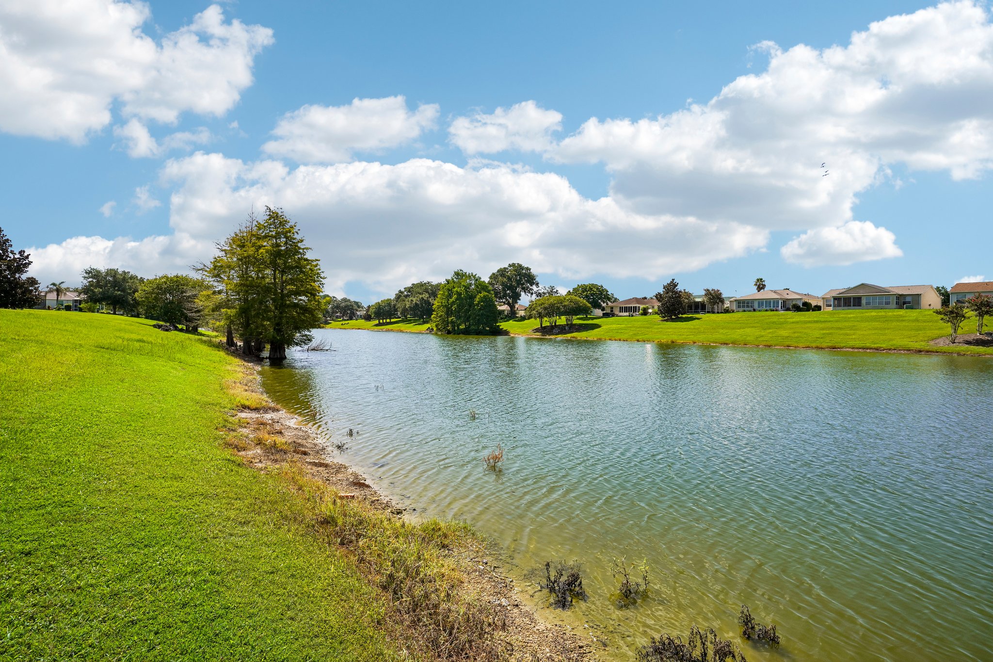 Eastmont Ct-S1607-039.jpg