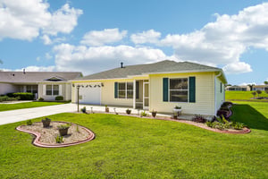 Eastmont Ct-S1607-003.jpg