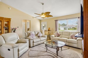 Eastmont Ct-S1607-008.jpg
