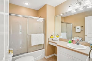 Eastmont Ct-S1607-026.jpg
