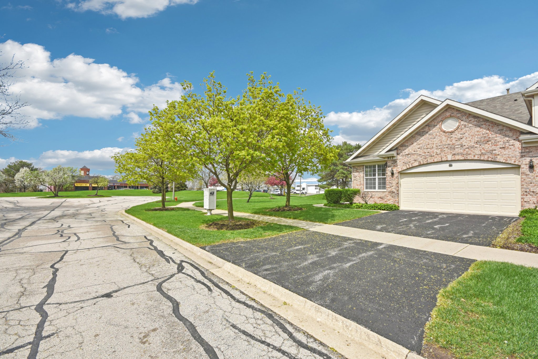 Havenshire Rd-S1704-003.jpg