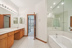 Havenshire Rd-S1704-039.jpg