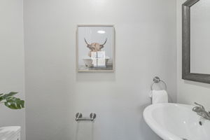  Photo 43