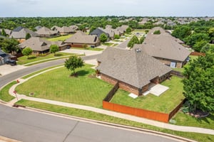917 NW 186th St_003.jpg