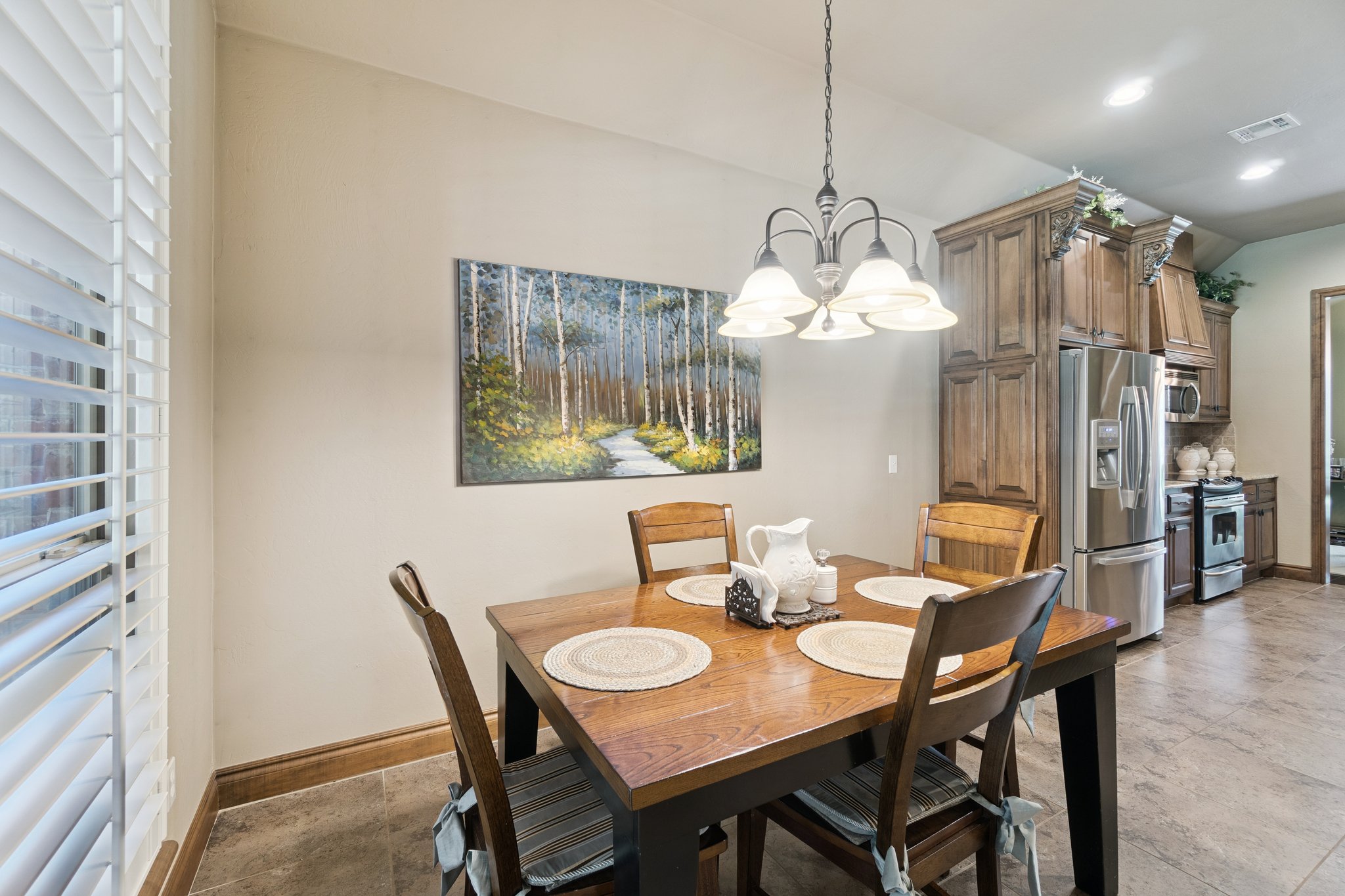 917 NW 194th Terrace_024.jpg