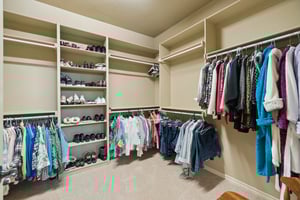 917 NW 194th Terrace_036.jpg