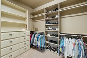 917 NW 194th Terrace_037.jpg