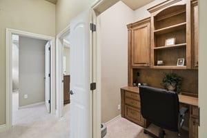 917 NW 194th Terrace_046.jpg
