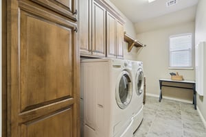 917 NW 194th Terrace_047.jpg