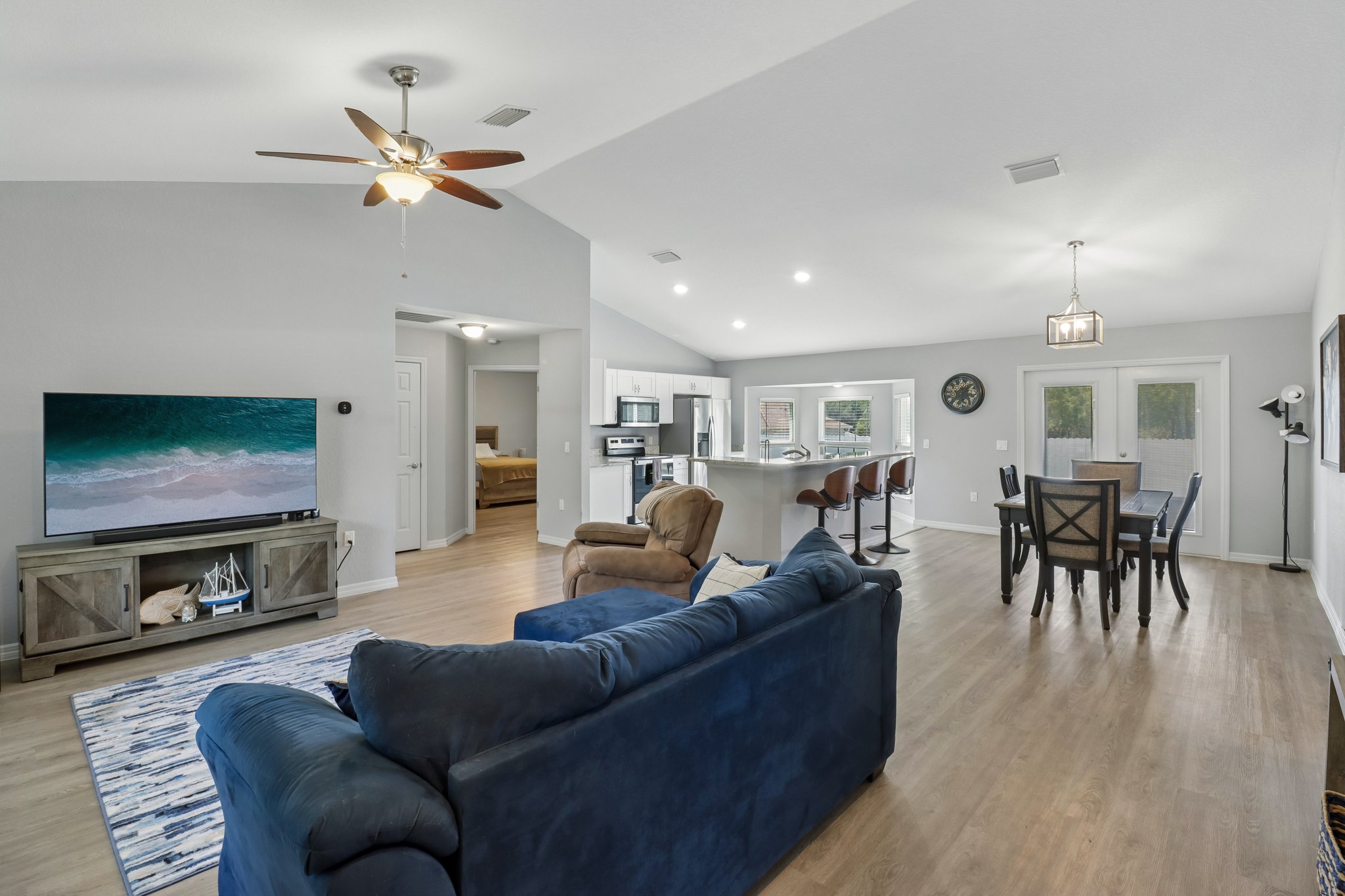 SE 150th St-S1108-007.jpg