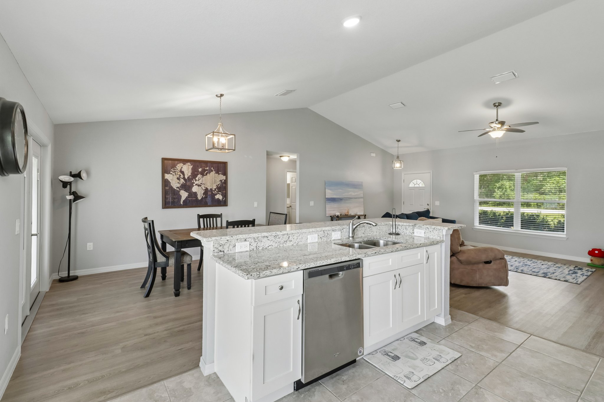 SE 150th St-S1108-013.jpg