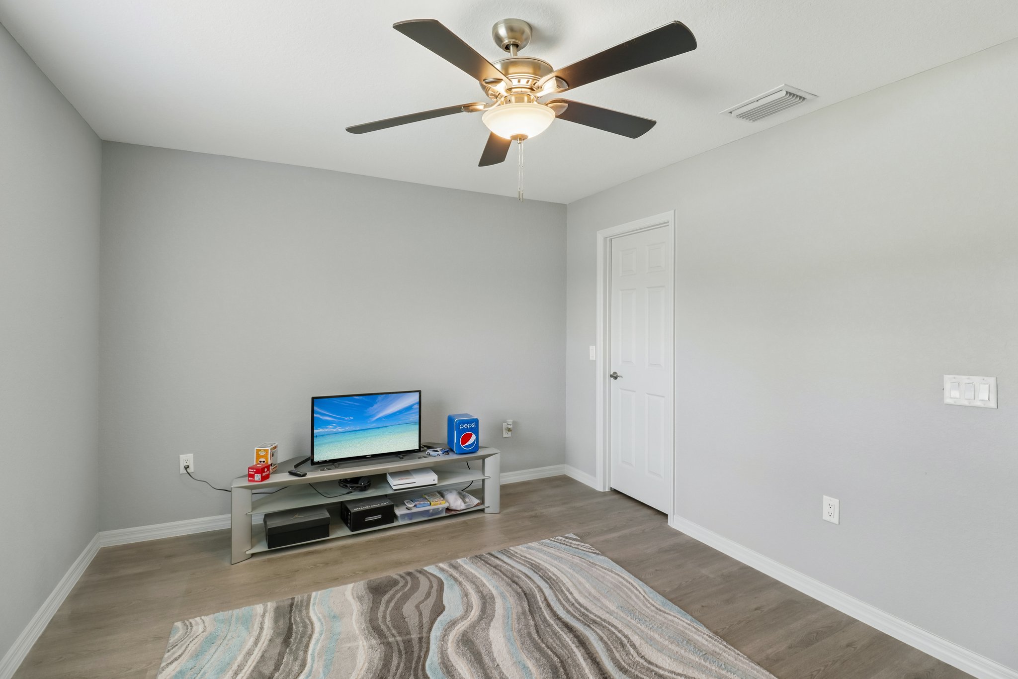 SE 150th St-S1108-018.jpg