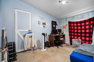  Photo 36