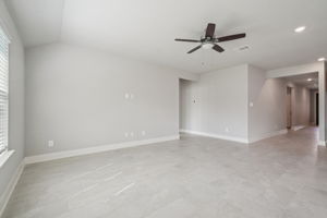 San Antonio - Estancia Ranch - 815 Shatterhand Blvd Timberwood Park TX 78260 - 009