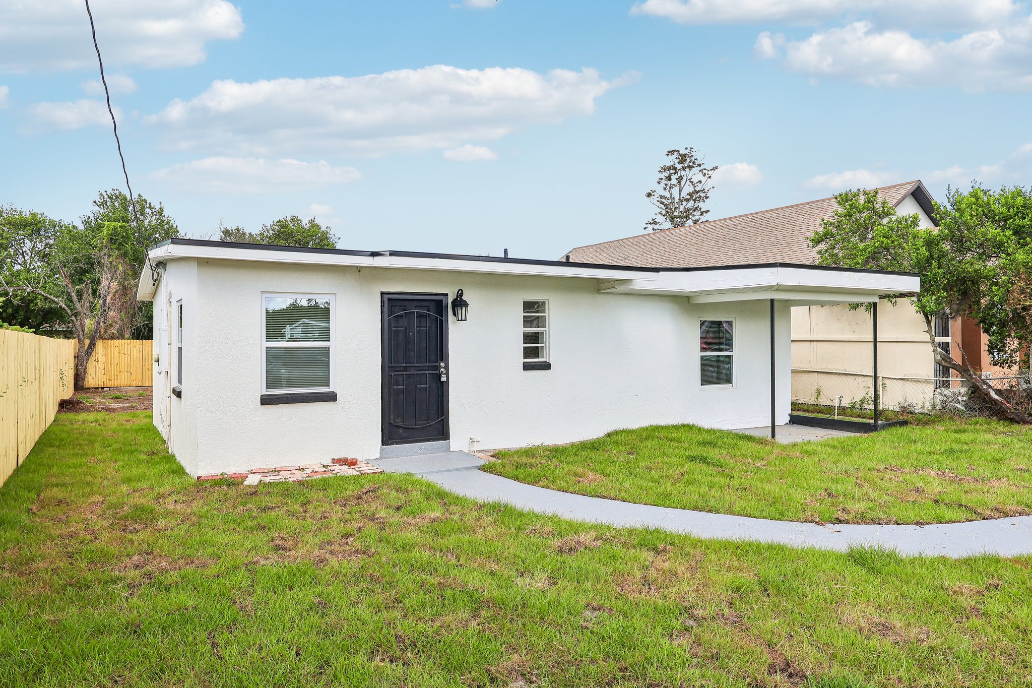 Ferndell Rd-S1506-002.jpg